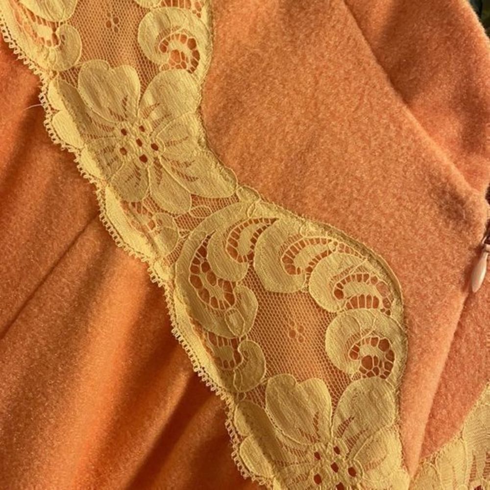 pink vintage Vassarette fleece nightgown robe - Picture 5 of 10